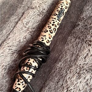 Beachwaver coast pro straightener